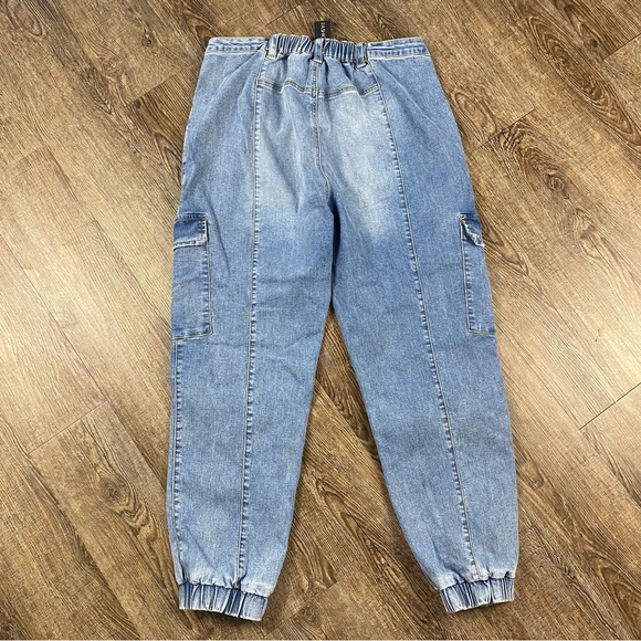Fashion Nova Mighty Good Cargo Denim Joggers Jeans Women Size 13 Stretch - Picture 6 of 10